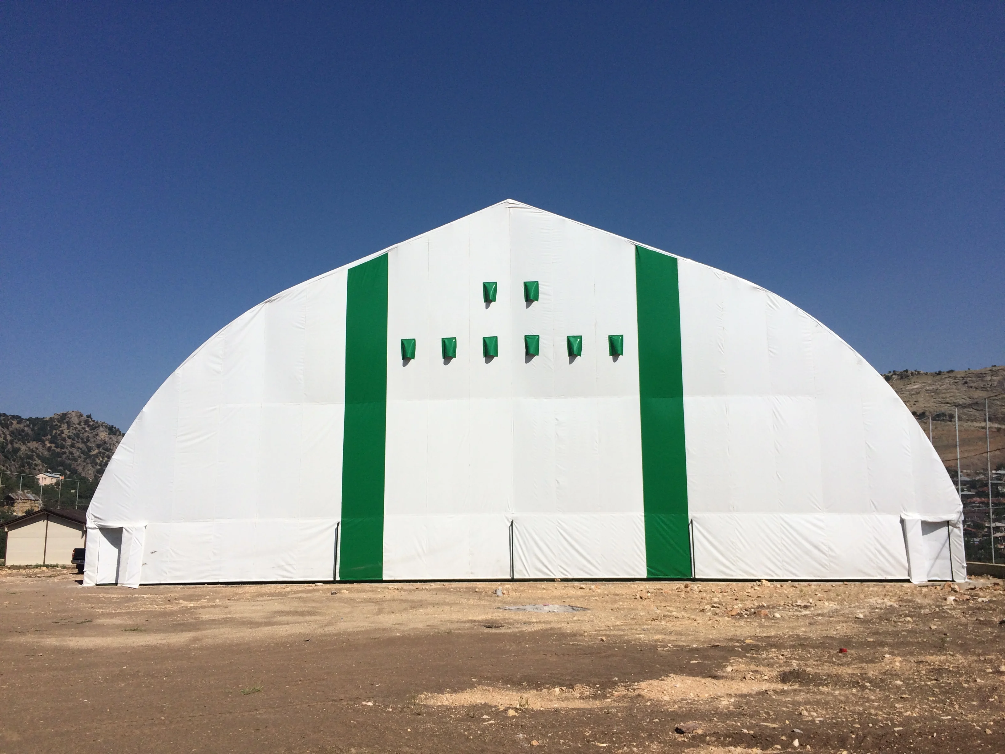 Taşkent Kapalı Halı Saha